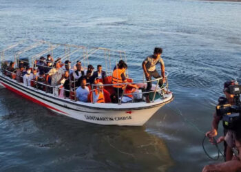 Dozens of Rohingya refugees rescued from overturned boat