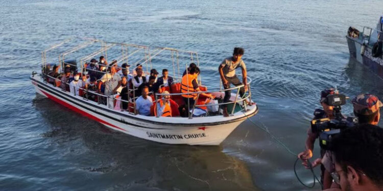 Dozens of Rohingya refugees rescued from overturned boat