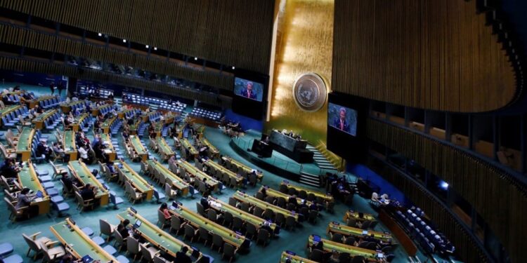 UN Security Council passes ceasefire resolution after US abstains