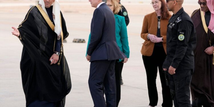 Antony Blinken arrives in Saudi Arabia to address the future governance of Gaza after the war.