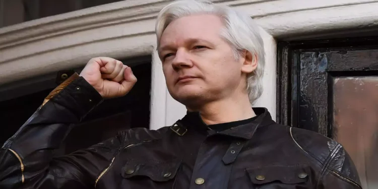 Julian Assange, the founder of Wikileaks, has been granted the opportunity to appeal against his extradition to the United States.
