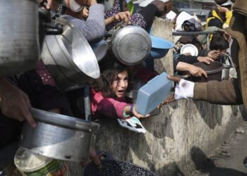 The head of the UN food program declares that Northern Gaza is experiencing a severe famine.