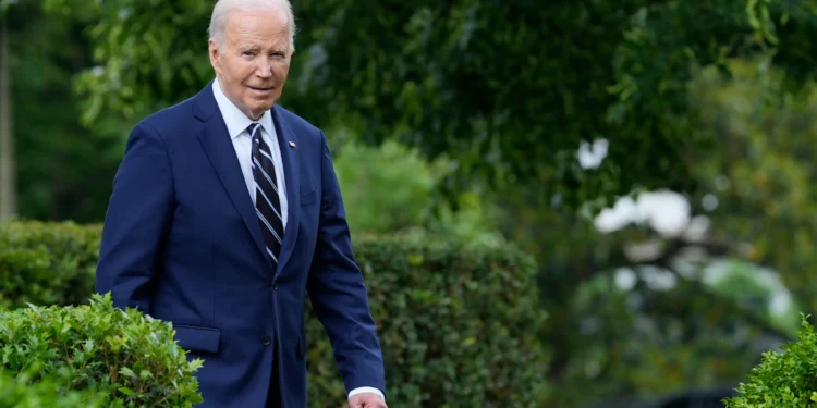 The Biden administration plans to send an additional $1 billion worth of weapons and ammunition to Israel, according to congressional aides.