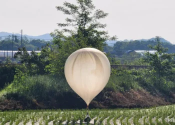 Seoul will halt the inter-Korean military agreement with North Korea due to the issue of trash balloons.