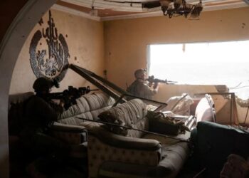 A Palestinian man expressed his disbelief upon learning that Sinwar had been killed in his residence.