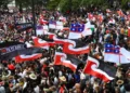 Over 40,000 people protested against the New Zealand Maori rights bill.