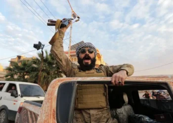 A significant number of individuals are evacuating the Syrian city of Homs as rebel forces continue to make progress.