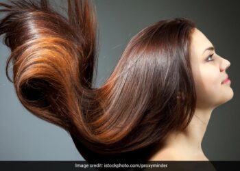 If you are dissatisfied with the condition of your skin and hair, consider incorporating these six sources of vitamin E into your diet.