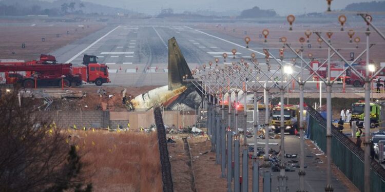 South Korea has submitted an initial report regarding the fatal plane crash to the United Nations and other foreign governments.