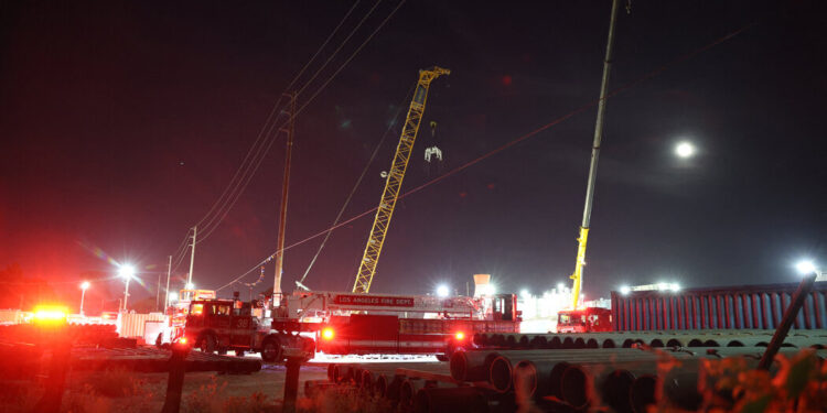 Industrial tunnel in Los Angeles collapses, and all 31 workers trapped inside have been rescued.