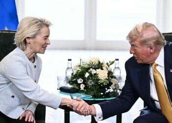 Trade discussions between the US and EU commence in Scotland as von der Leyen aims to reach an agreement with Trump.
