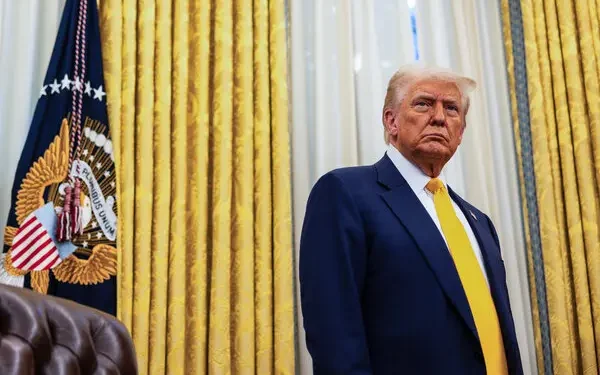 Trump’s latest communication to federal employees: Mandatory leave for those who criticize the government, Fema workers have just experienced it.