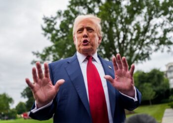 ‘India purchased Russian oil due to our desires…’ Netizens recall Trump’s remark about the previous US envoy’s statement.