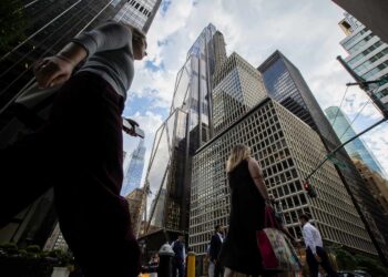 In August, the US added only 22,000 jobs, and the unemployment rate increased to 4.3% as the slowdown persists.