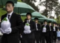 China’s funeral services industry is experiencing the full impact of the economic slowdown.