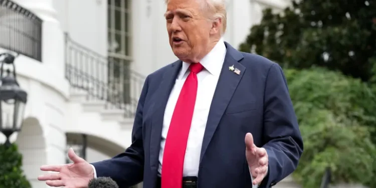 Trump offers Hamas a final opportunity until Sunday to agree to the Gaza proposal